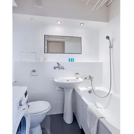 Daire Pod Lipami Homely By Bookinghost Poznan