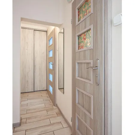 Pod Lipami Homely Apartment Poznan