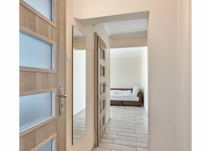 Pod Lipami Homely By Bookinghost Appartement *